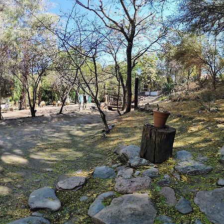 Cabanas Budapest Capilla del Monte Esterno foto