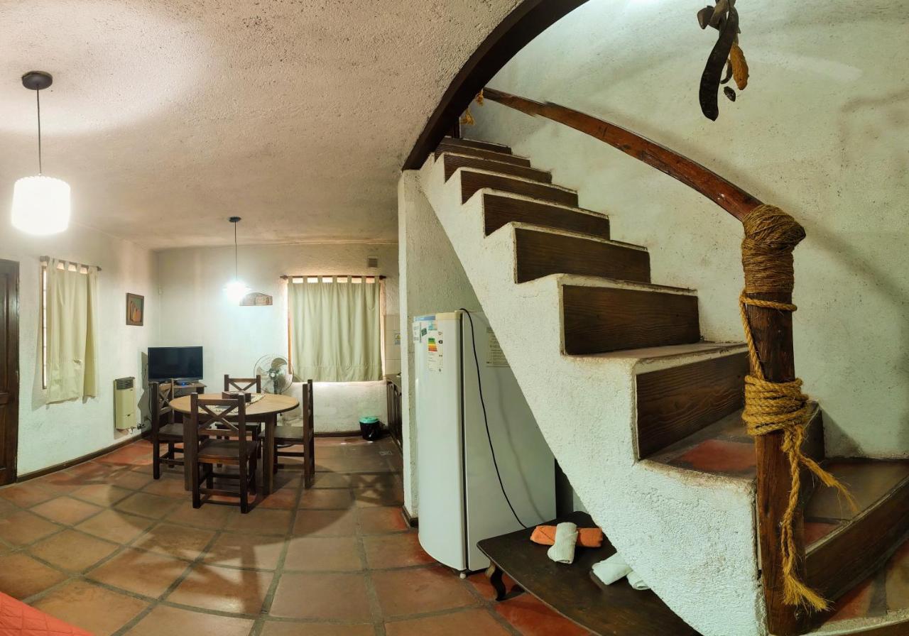 Cabanas Budapest Capilla del Monte Esterno foto