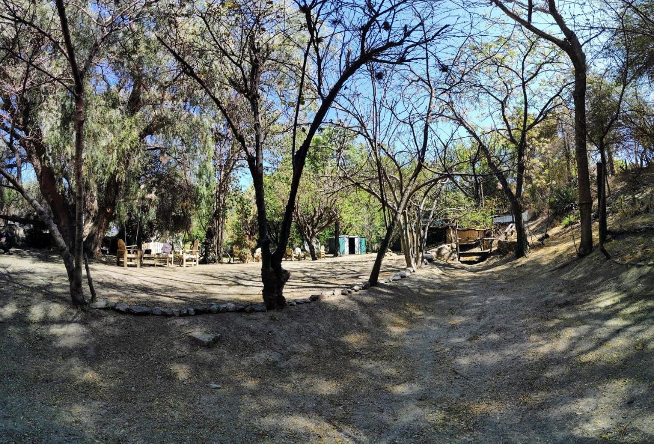 Cabanas Budapest Capilla del Monte Esterno foto